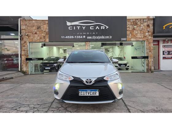TOYOTA YARIS 1.5 16V FLEX XL MULTIDRIVE TOYOTA YARIS 1.5 16V FLEX XL MULTIDRIVE